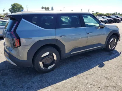 2024 KIA EV9 LIGHT, фото 3, лот 10779286