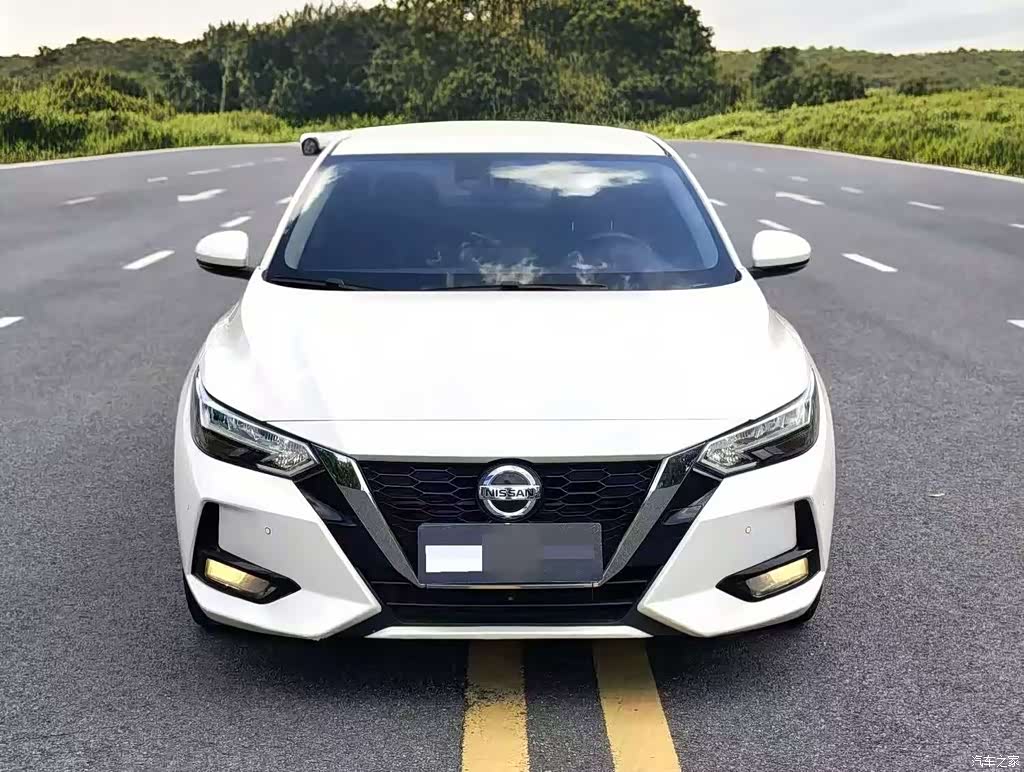 2021 Nissan Sylphy 1.6L XE CVT Comfort Edition, фото 2, лот 11230511