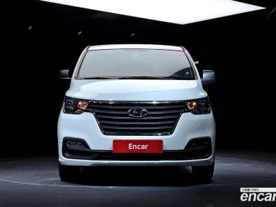 2019 Hyundai Starex Van 3-Seater, фото 2, лот 10192119