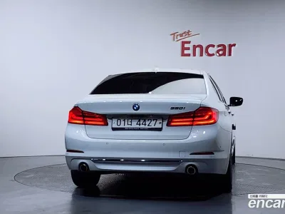 2018 BMW 5-Series 520i Luxury, фото 3, лот 10053543