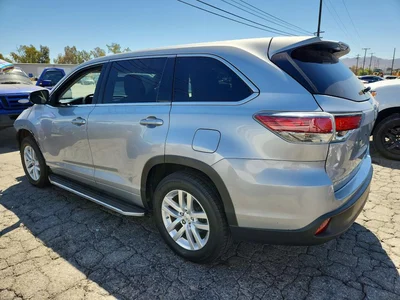 2015 TOYOTA HIGHLANDER LE, фото 2, лот 10519772
