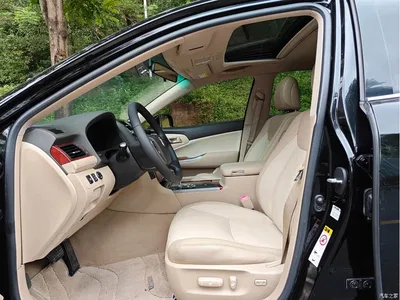 2012 Toyota Crown 2.5L Royal Navigation Edition, фото 4, лот 11415193