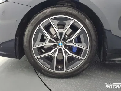 2025 BMW 5-Series 523d M Sport, фото 4, лот 10047249