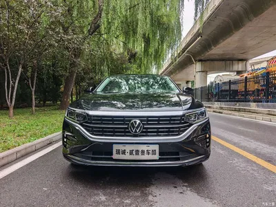 2022 Volkswagen Passat 330TSI Luxury Edition, фото 2, лот 11184218