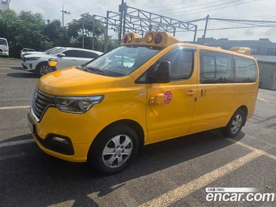 2021 Hyundai Starex 4WD School Bus, фото 3, лот 10161064