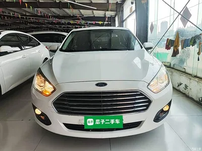 2015 Ford Escort 1.5L Manual Comfort, фото 3, лот 10281631