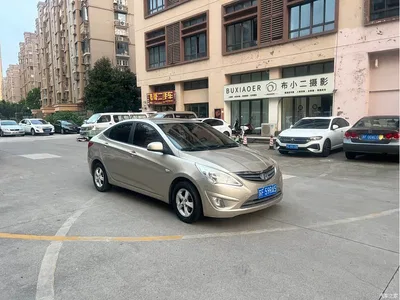 2013 Hyundai Verna Sedan 1.4L Automatic Standard GL, фото 2, лот 10372228