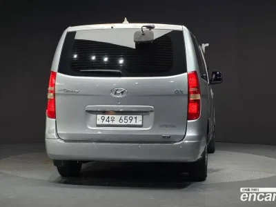 2011 Hyundai Starex 5-Seater VAN, фото 3, лот 10191810