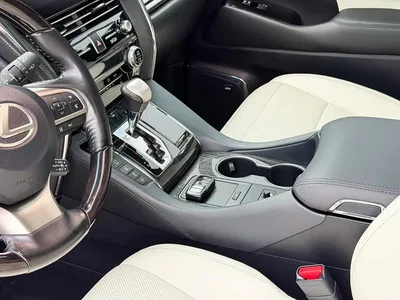 2020 Lexus LM 300h Seven-Seater Elegance Edition, фото 4, лот 10313524