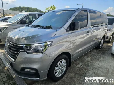 2021 Hyundai Starex Van 3-Seater, фото 1, лот 10212142
