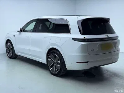 2025 Li Auto Li Xiang L9 Ultra Smart Renewal Edition, фото 4, лот 11586253