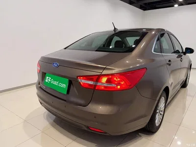 2015 Ford Escort 1.5L Manual Comfort, фото 3, лот 11518276