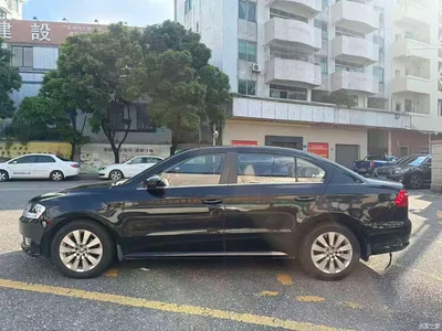 2013 Volkswagen Lavida Facelift Classic 1.6L Automatic Comfort, фото 4, лот 10393883