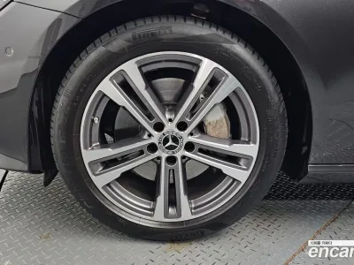 2022 Mercedes-Benz E-Class E350 4MATIC Avantgarde, фото 4, лот 10046996