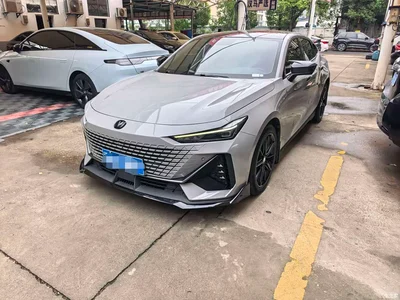 2022 Changan UNI-V 1.5T Premium Model, фото 1, лот 11074775
