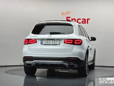 2021 Mercedes-Benz GLC-Class GLC300e 4MATIC, фото 4, лот 11132391