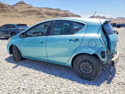 2012 TOYOTA PRIUS C THREE, фото 2, лот 10553238