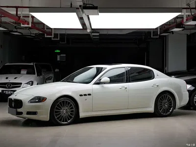 2010 Maserati Quattroporte 4.7L Sport Edition, фото 1, лот 10321167