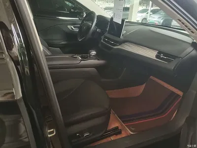 2023 Hongqi E-QM5 620km PLUS, фото 4, лот 10612502