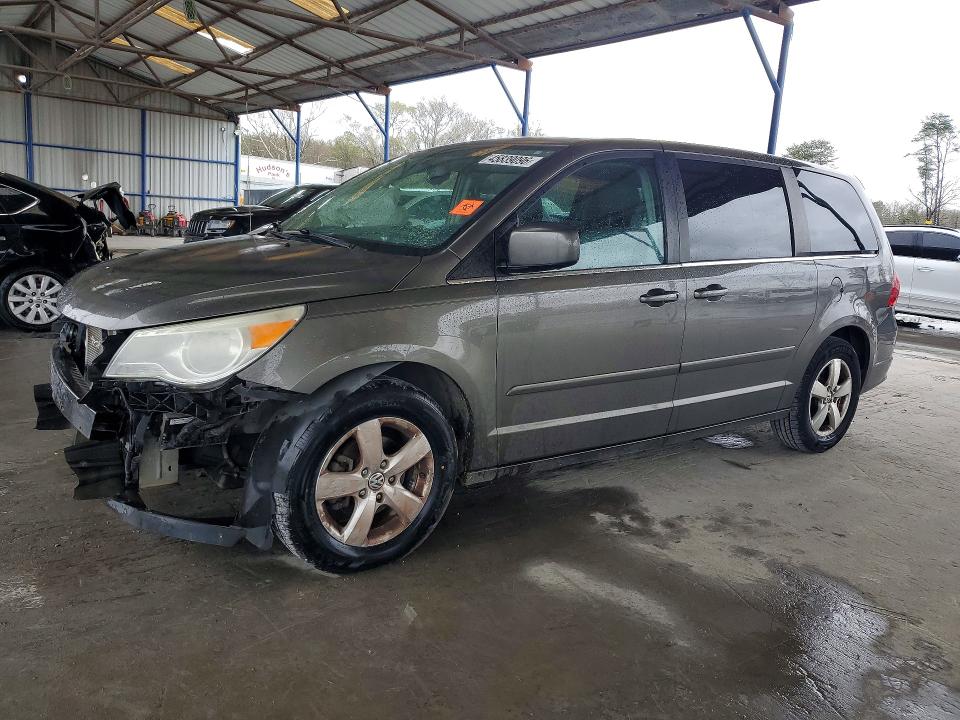 2010 VOLKSWAGEN ROUTAN SE, фото 1, лот 10822153
