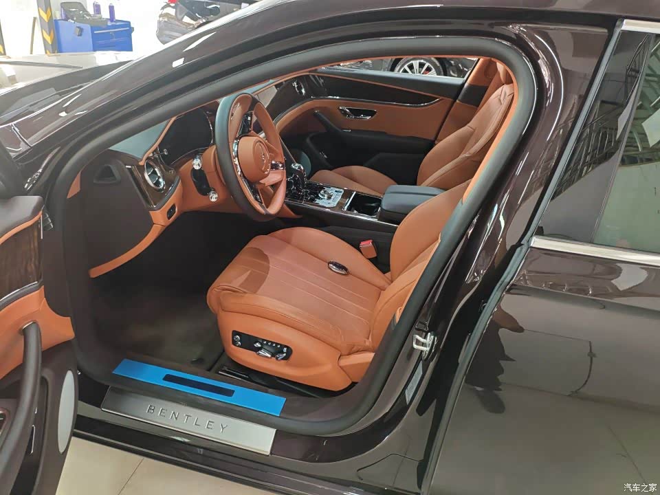 2020 Bentley Flying Spur 6.0T W12 First Edition, фото 4, лот 11222965