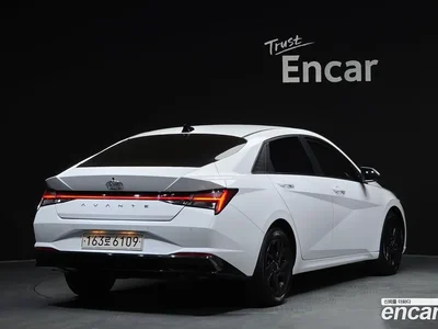 2021 Hyundai AVANTE Inspiration, фото 2, лот 10125320