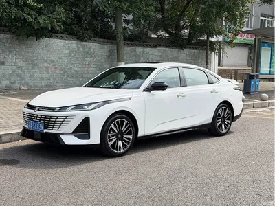 2025 Changan Eado Model Year Facelift 1.5T 500Bar Premium Edition, фото 1, лот 10248175
