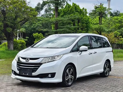 2015 Honda Odyssey Facelift 2.4L Luxury Edition, фото 1, лот 10384222