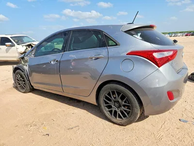 2016 HYUNDAI ELANTRA GT BASE, фото 2, лот 10895577