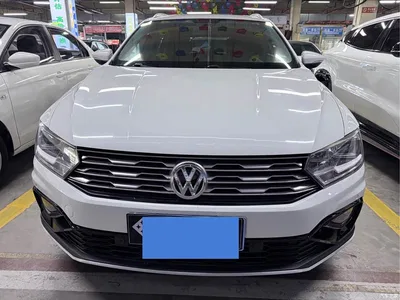 2018 Volkswagen C-TREK 230TSI DSG Luxury, фото 2, лот 10421933