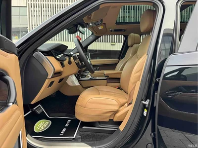2023 Land Rover Range Rover 3.0 L6 400PS Golden Age 7-Seater Long Wheelbase, фото 4, лот 10337089