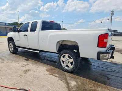 2011 GMC SIERRA K2500 SLE, фото 2, лот 10812111