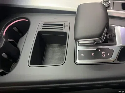 2020 Audi A4L 40 TFSI quattro Luxury Dynamic, фото 4, лот 10306520