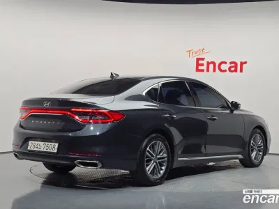 2018 Hyundai Grandeur 2.4 Modern, фото 1, лот 10226163