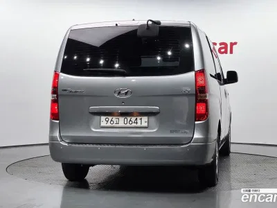 2019 Hyundai Starex Van 3-Seater, фото 4, лот 10281663
