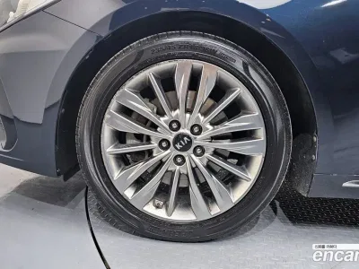 2019 Kia K5 2.0, фото 4, лот 10044378