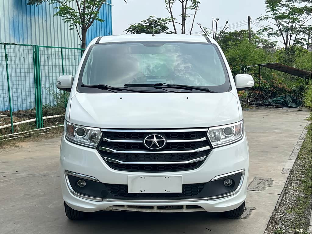 2015 JAC Refine M3 Maker Edition 1.6L Luxury Smart, фото 2, лот 10835019