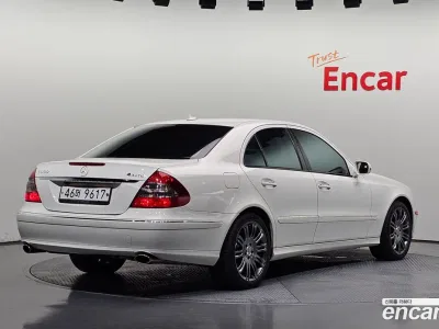 2008 Mercedes-Benz E-Class E350 4MATIC, фото 2, лот 10163213
