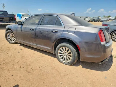 2015 CHRYSLER 300 LIMITED, фото 2, лот 10867829