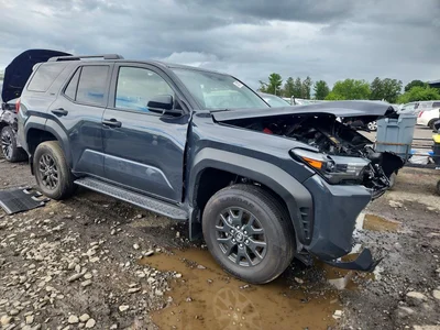2025 TOYOTA 4RUNNER SR5, фото 4, лот 10538623