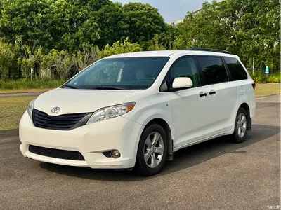 2015 Toyota Sienna 3.5L 2WD L, фото 1, лот 11174688