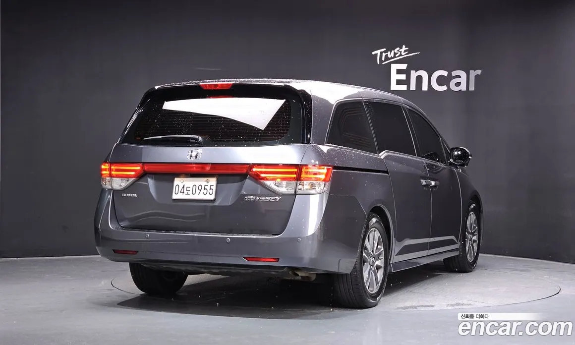 2016 Honda Odyssey 3.5, фото 2, лот 10568064