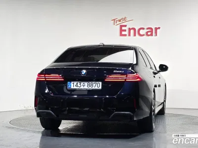 2025 BMW 5-Series 523d M Sport, фото 3, лот 10060401