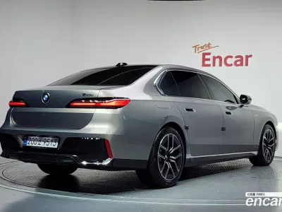 2023 BMW 7-Series 740i sDrive M Sport, фото 2, лот 10108876