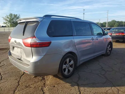 2015 TOYOTA SIENNA LE, фото 3, лот 10505532