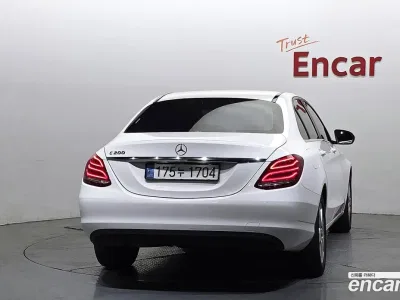 2017 Mercedes-Benz C-Class C200, фото 3, лот 10045729