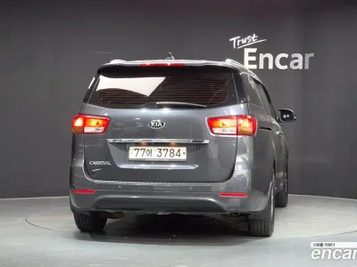 2016 Kia Canival 11-seater Luxury, фото 4, лот 11491611