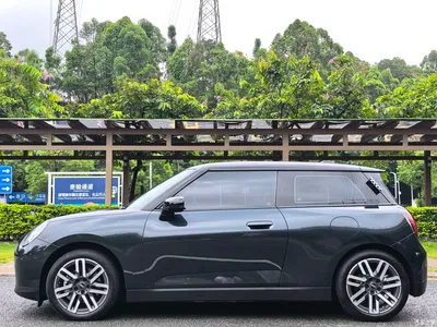 2025 MINI Electric MINI COOPER Facelift 466km COOPER E Classic Trim, фото 4, лот 11168711
