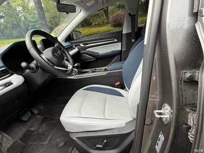 2022 Geely Emgrand 4th Generation 1.5L CVT Premium, фото 4, лот 10435527