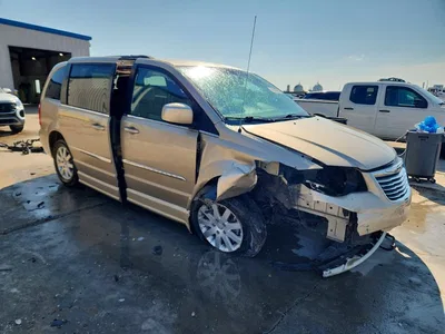 2014 CHRYSLER TOWN & COUNTRY TOURING, фото 4, лот 10867619